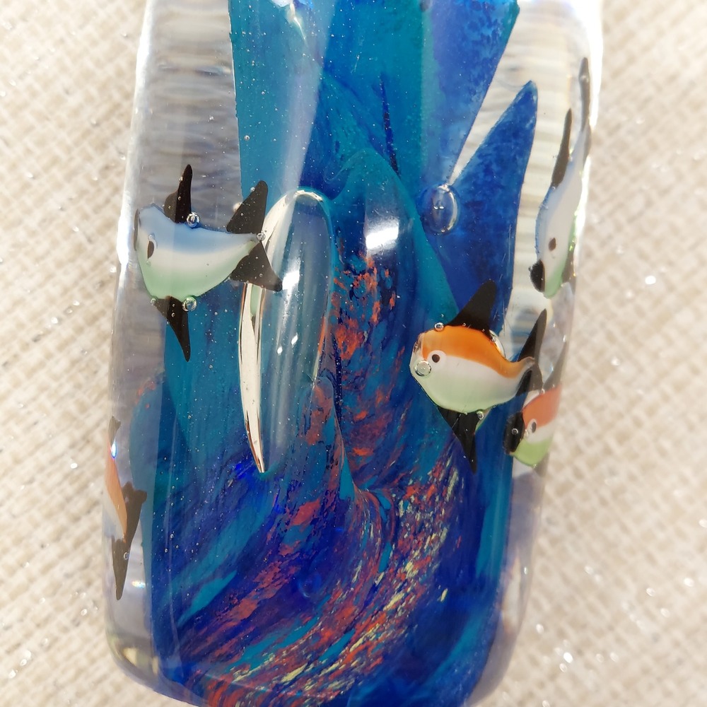 Art Glass Paperweight Tropical Fish Blue Coral Underwater Scene Cylinder 4.5" - Picture 5 of 12